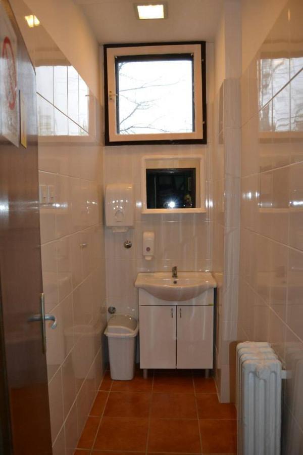 Restoran Sa Prenocistem Zitiste Hotel Luaran gambar
