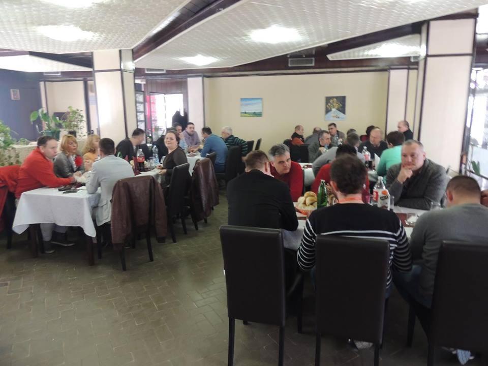 Restoran Sa Prenocistem Zitiste Hotel Luaran gambar